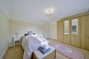 Photo 27- click for photo gallery